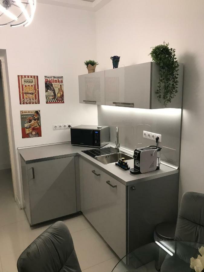 City Corso Apartman Будапеща Екстериор снимка